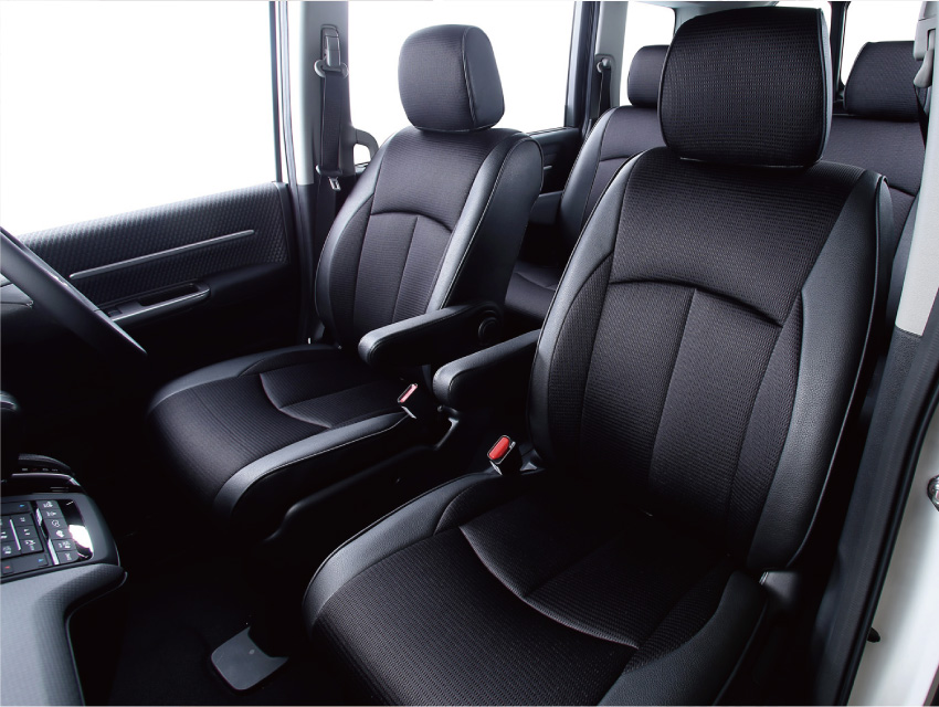 車のシートカバーとフロアマットならclazzio クラッツィオ