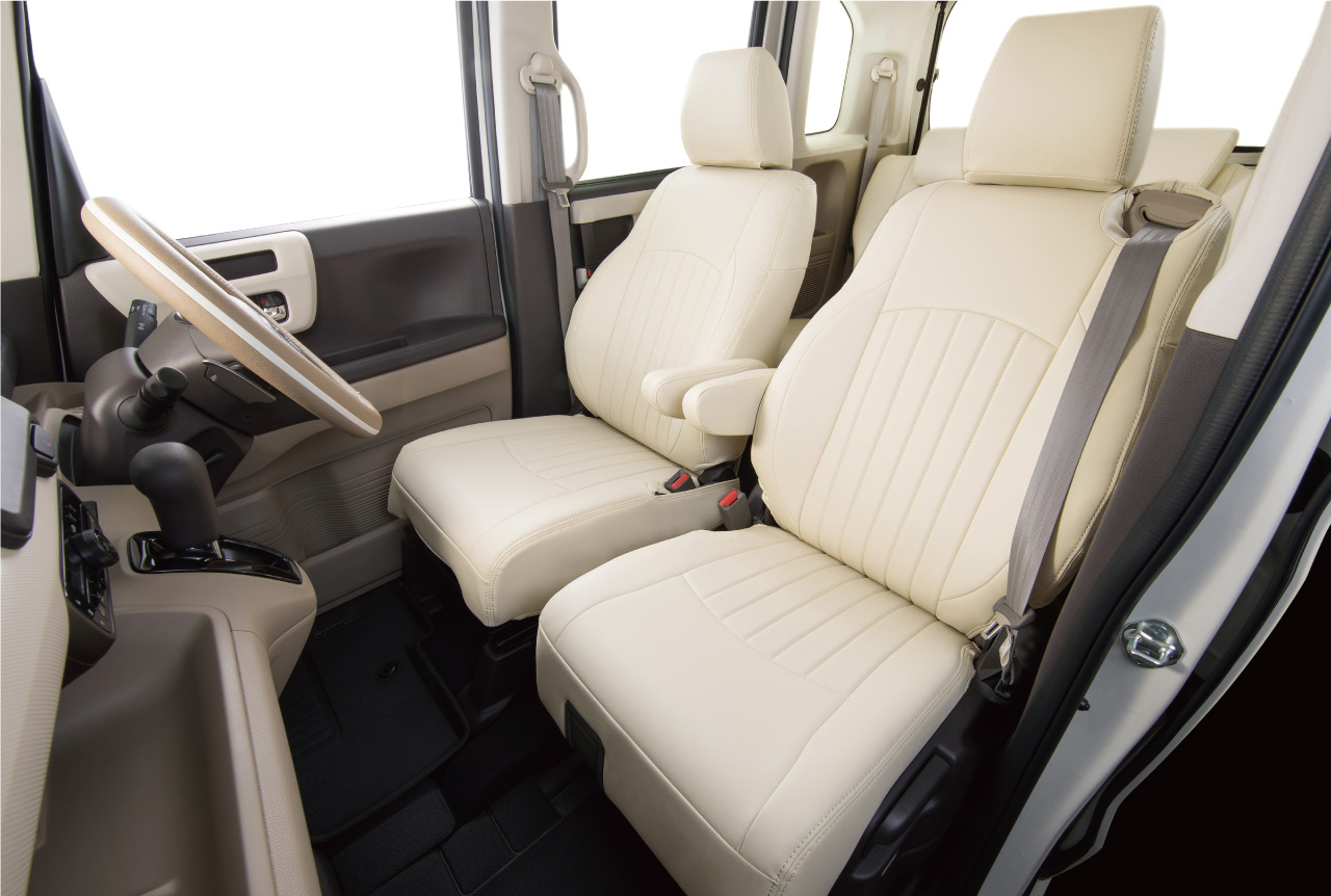 車のシートカバーとフロアマットならclazzio クラッツィオ プライムシリーズ クラッツィオ ライン