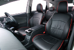black/red piping(PRIUS α)